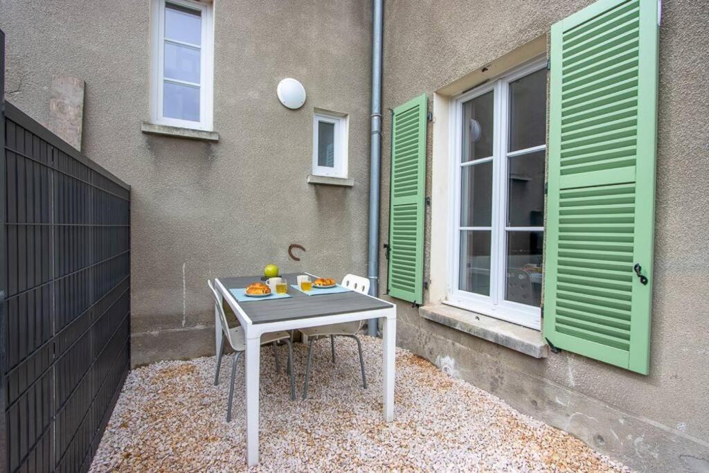 Appartement Avec Terrasse Et Parking, A Meaux Eksteriør billede